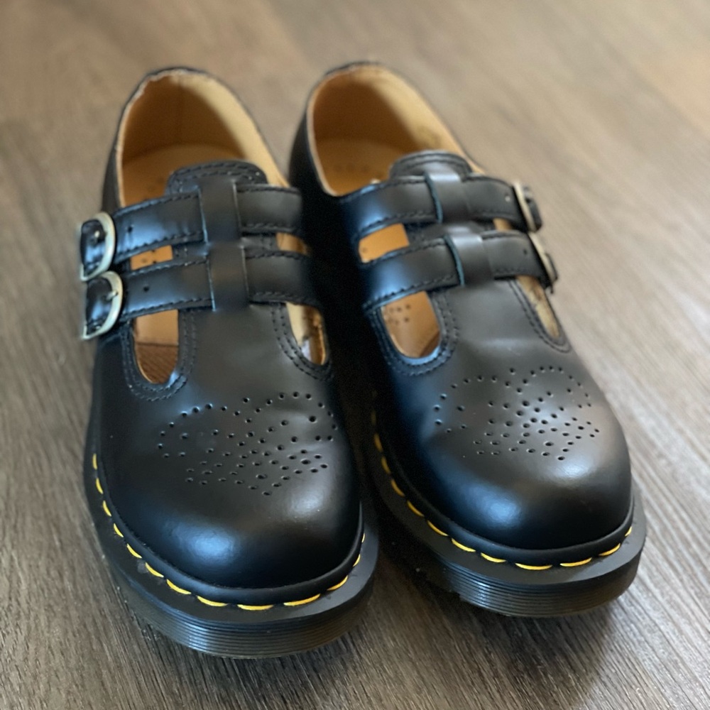 Dr. Marten's Airwalk Mary Jane Style shoe